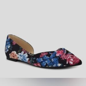 NWOB NIne West Floral Women's Flats Size 8
